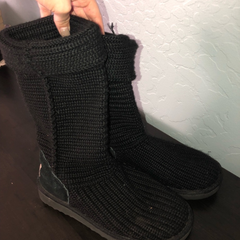 UGGS size 7